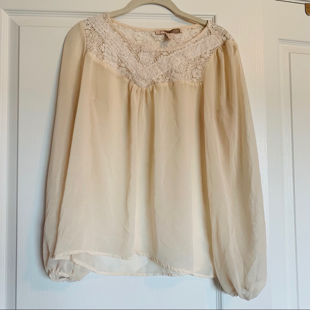 Forever 21 Cream Long Sleeve Lace Top
